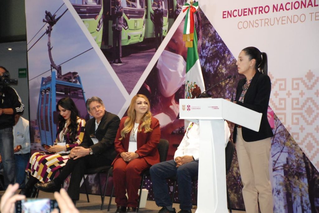 Muy productiva gira en CDMX de Juanita Acevedo.