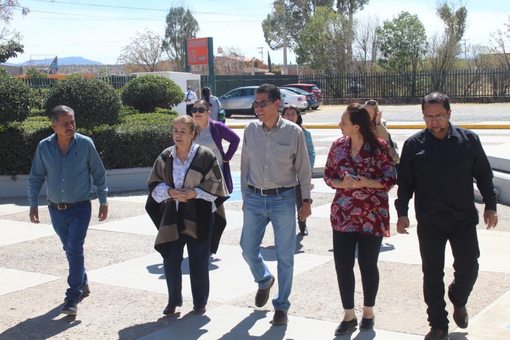 Realiza gira de trabajo en Vicente Guerrero, la Senadora Margarita Valdez.
