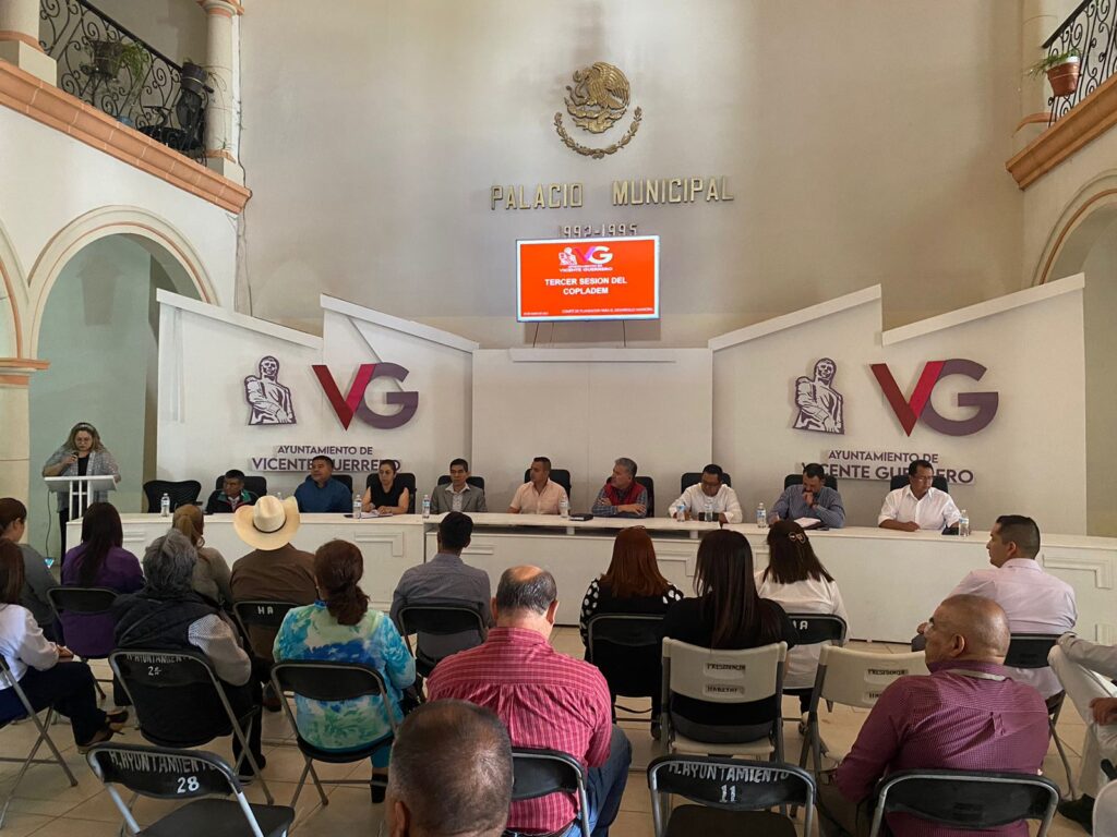 Tercera reunión del COPLADEM en Vicente Guerrero.