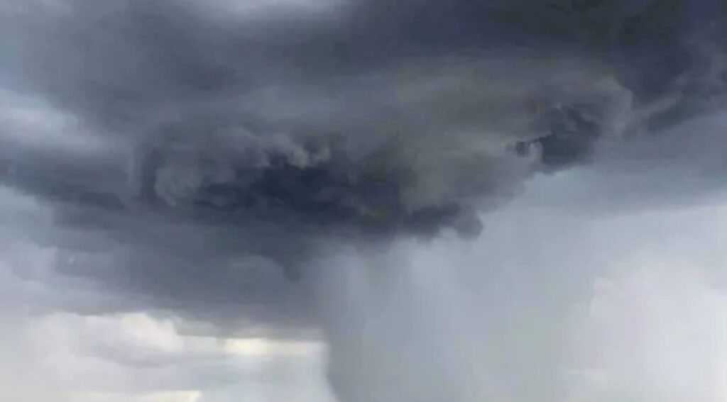 <em>Lluvia en Vicente Guerrero el Viernes</em>