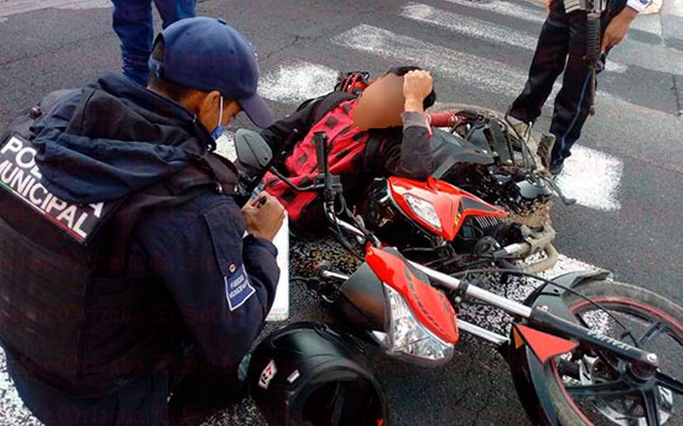 Se invita a motociclistas a portar casco
