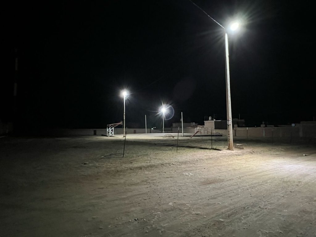 Se ilumina la cancha de usos múltiples de la colonia Chicago.