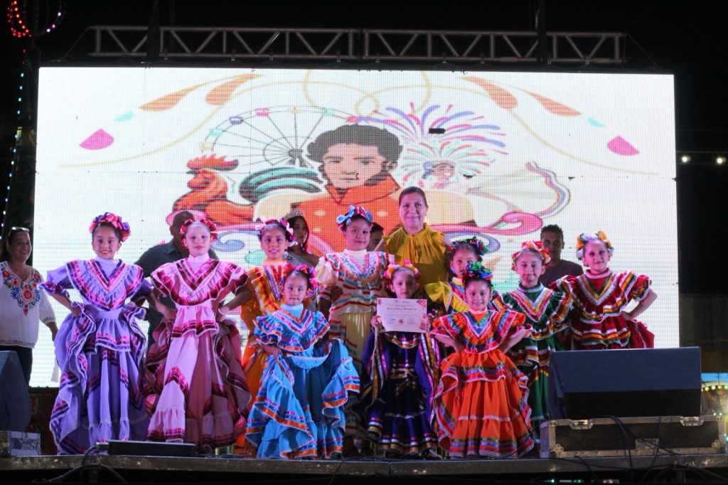 La feria también es arte y cultura.