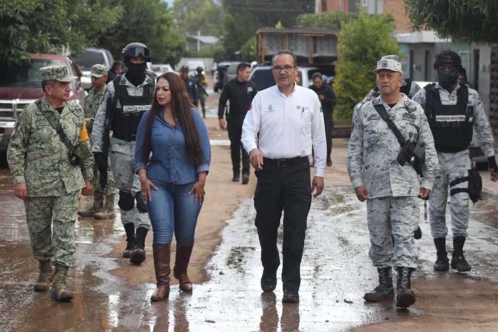 Recorren autoridades municipales y estatales zonas afectadas de Vicente Guerrero por las lluvias.
