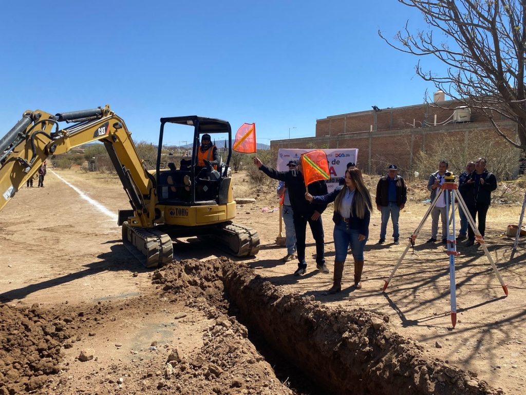 Arrancan obras de alcantarillado en Vicente Guerrero.