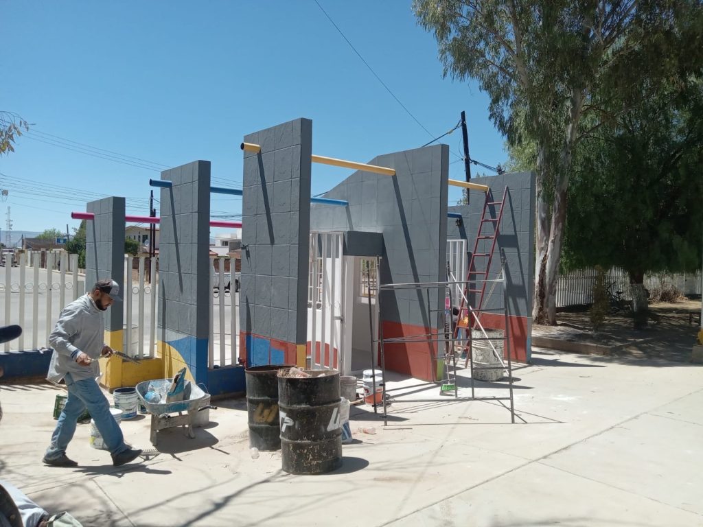 Se rehabilitan espacios en la unidad deportiva Vicente Guerrero.