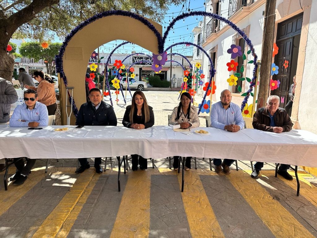 Escuela Pedro Celestino Negrete participa en programa Invitado Especial.