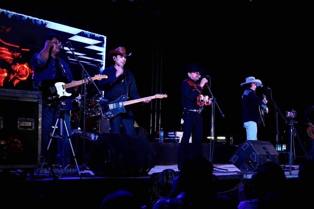 ¡Una noche inolvidable en el Rodeo Show Extravaganza!
