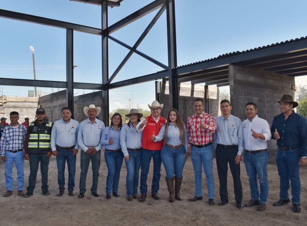 El Gobernador Esteban Villegas visita Vicente Guerrero y supervisa importantes obras