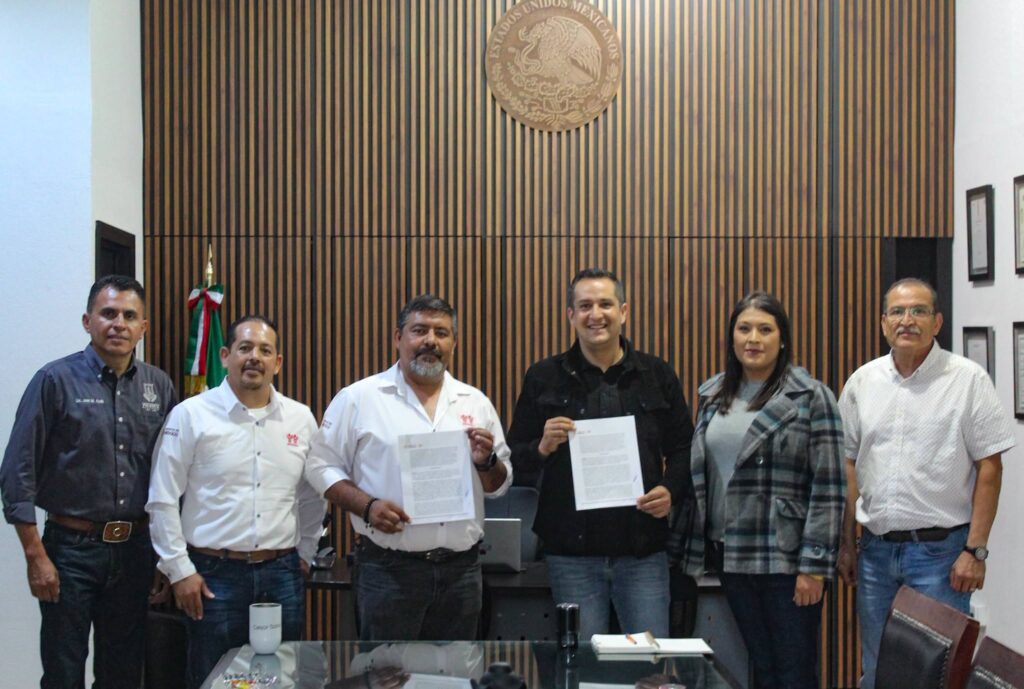 FIRMAN CONVENIO PARA LA CONSTRUCCIÓN DE MÁS DE 200 VIVIENDAS EN VICENTE GUERRERO