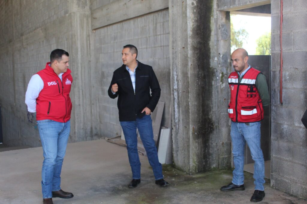 Dan seguimiento al proyecto del Teatro del Pueblo